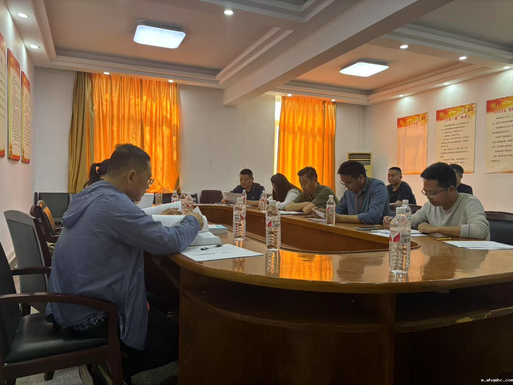 d573ed0e820d8fb4ee61063514bec64.jpg d573ed0e820d8fb4ee61063514bec64.jpg