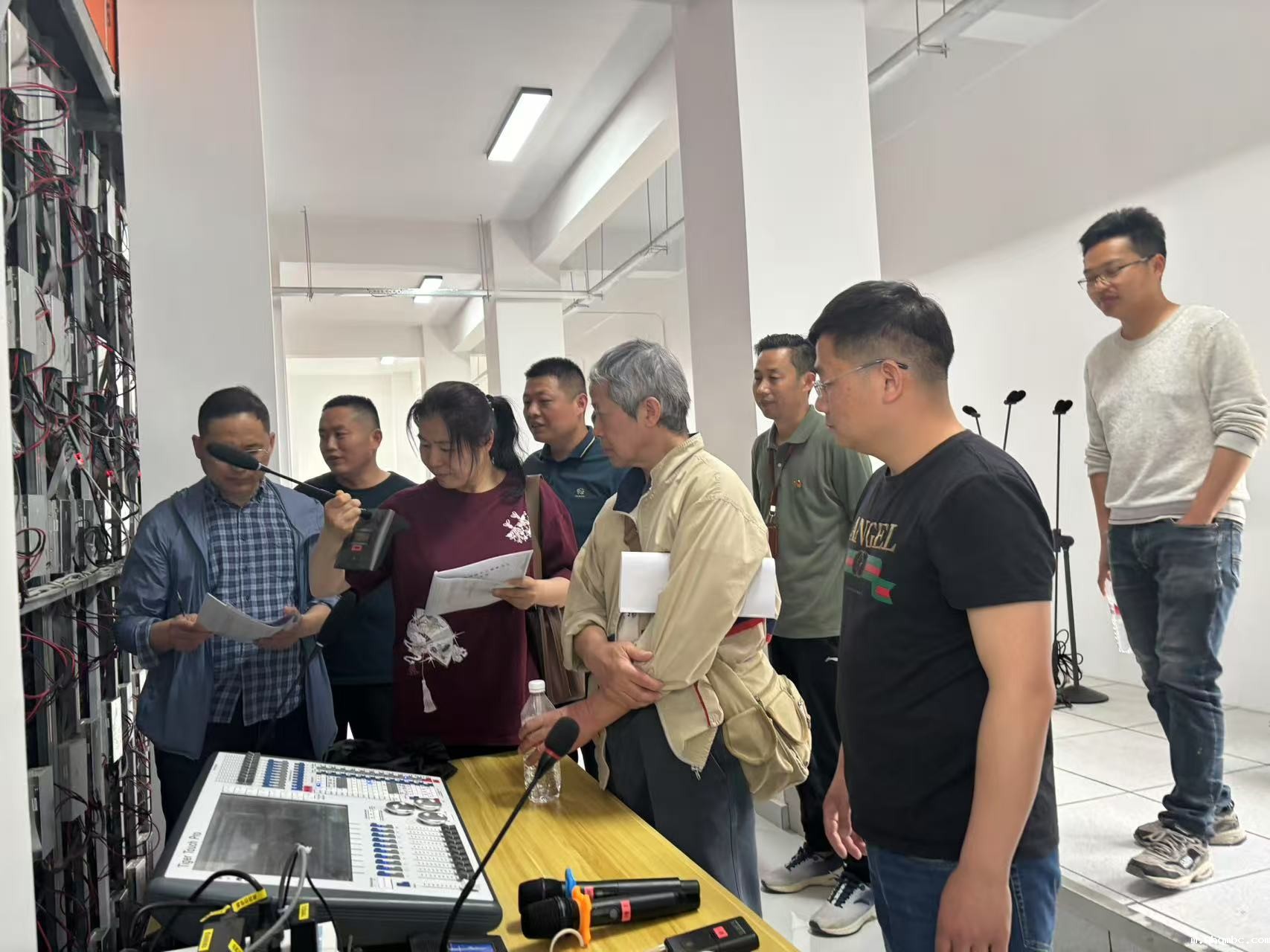 8955f73488bfd31ecda3632951d4047.jpg 8955f73488bfd31ecda3632951d4047.jpg