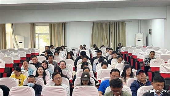 ced774a89e11d940.jpg ced774a89e11d940.jpg